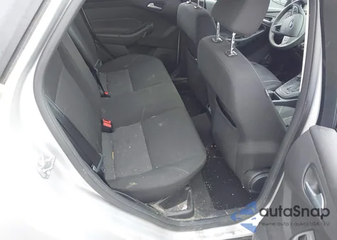 2017 Ford Focus Se z USA, uszkodzony, nr VIN 1FADP3F26HL326442